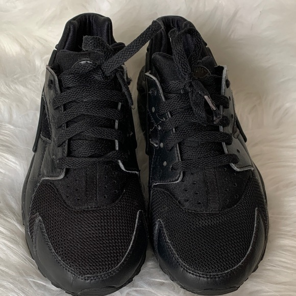Youth Nike Unisex Huarache Run Triple Black - Picture 7 of 8